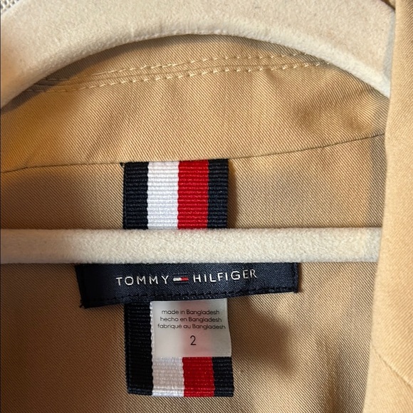 woman’s Tommy Hilfiger size 2 Tan Blazer tailored Suit Jacket NWT - Picture 2 of 9